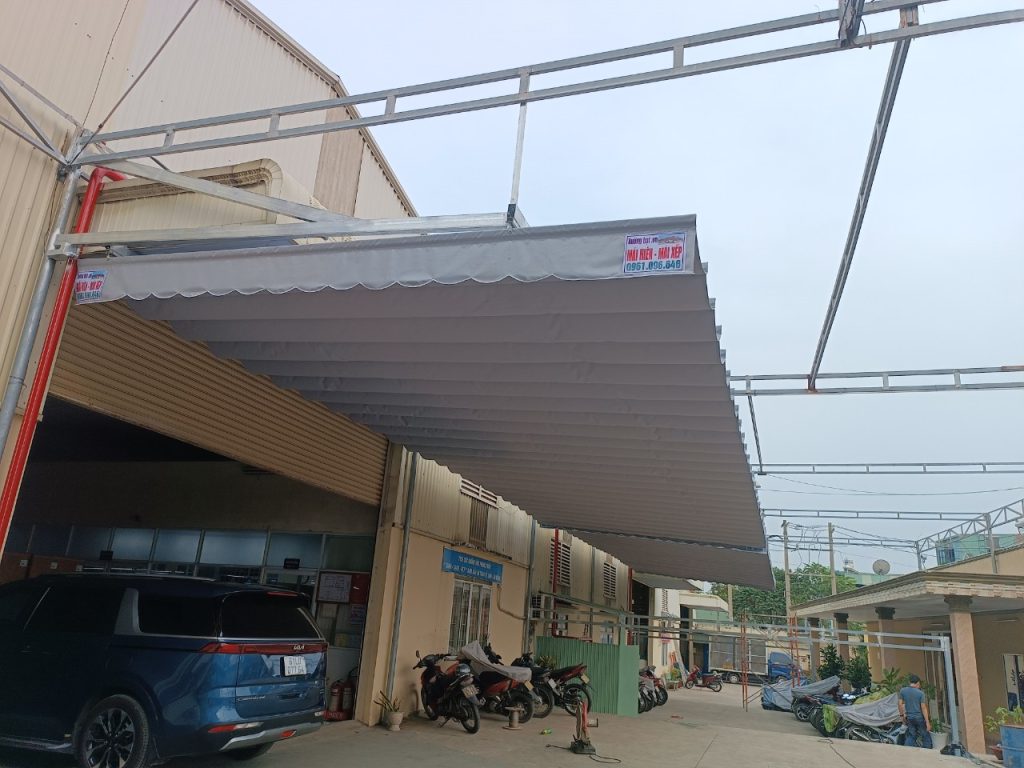 Lắp đặt mái che bạt kéo